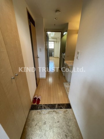 ラナップスクエア中之島公園の玄関|明るい玄関です