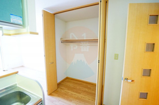 【収納】 | スタークレスト | お洋服がたくさん入りますね。