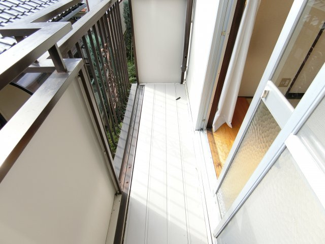新上野ハイツのバルコニー