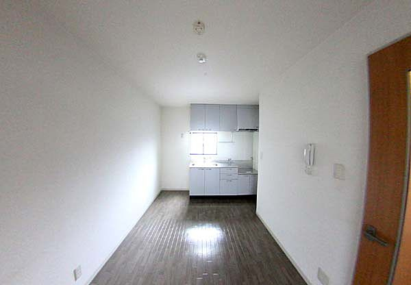 岸和田市額原町のハイツの居間・リビング|おしゃれな居間です