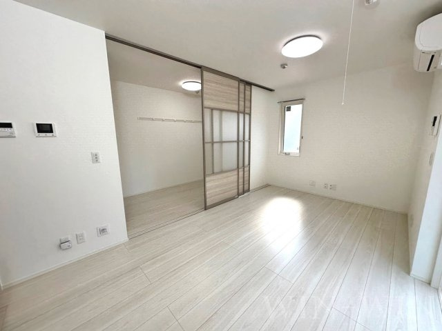 ヴィラ胡蝶の居間・リビング