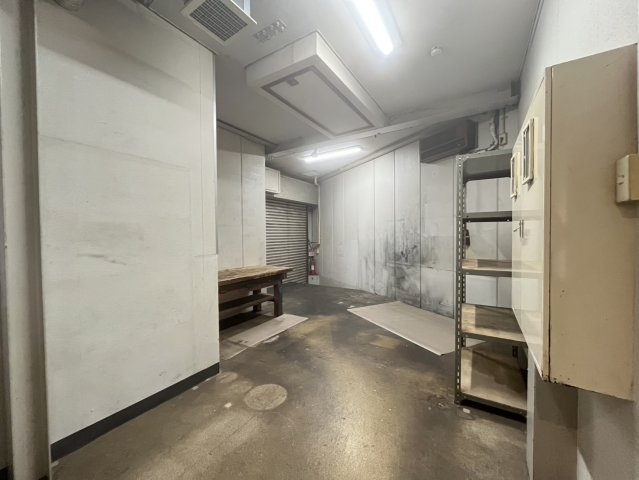 矢問東店舗付き事務所