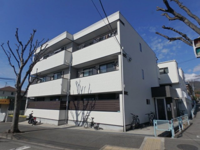 【外観】 | ＭＯＲＥＳ　ＶＩＬＬＡ　上ヶ原 | 外観は落ち着いています