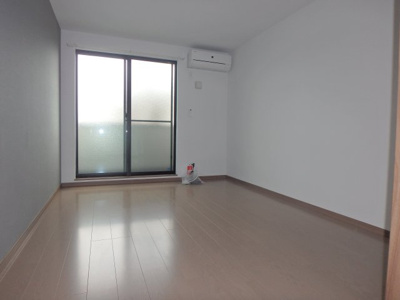 【内装】 | ＭＯＲＥＳ　ＶＩＬＬＡ　上ヶ原 | 内装は落ち着いています