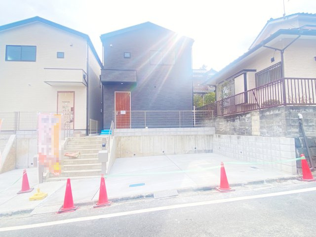 『八王子市新築戸建て』八王子市元八王子町3-2153-98【仲介手数料無料】　６期の外観|～仲介手数料無料☆八王子ひなた不動産～　八王子市元八王子町　新築戸建て