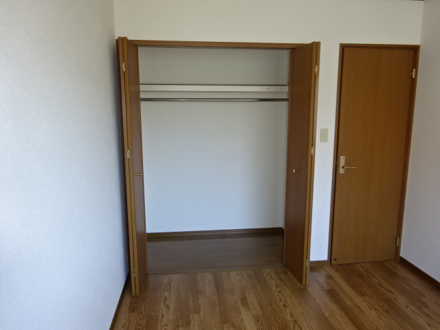 御立パレスの収納