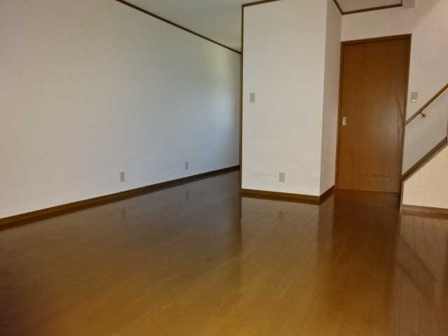 御立パレスの居間・リビング