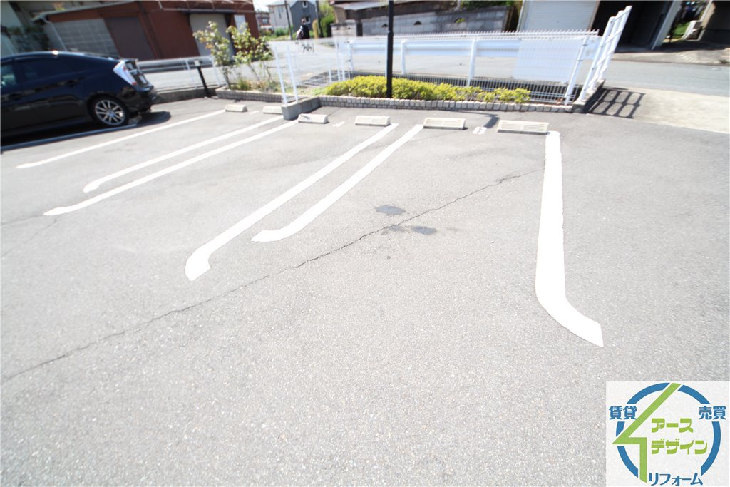 アルドーレの駐車場|駐車場があります