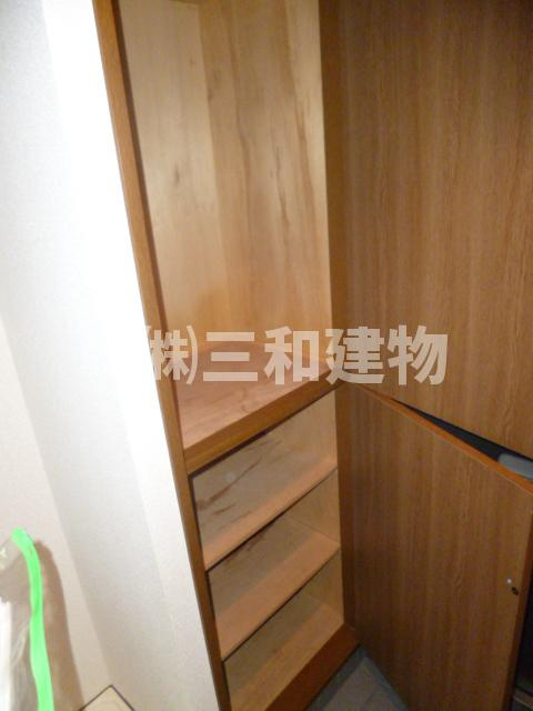 セレーノO・Sの玄関|下駄箱
