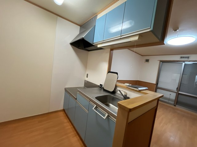 丸萬二番館のキッチン