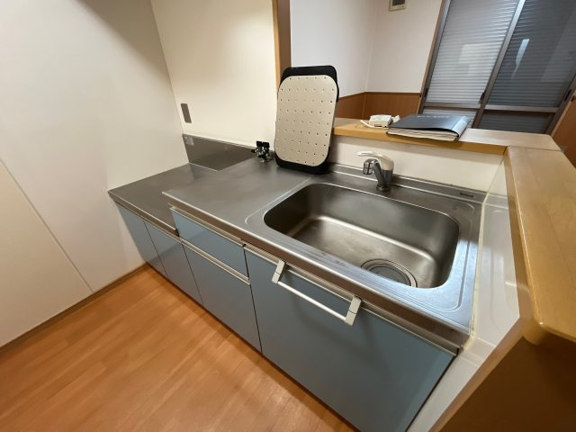 丸萬二番館のキッチン