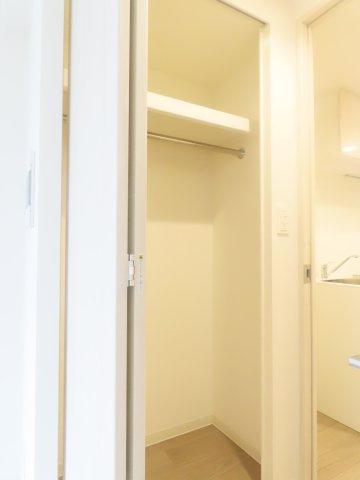 スプランディッド新大阪ＷＥＳＴの収納