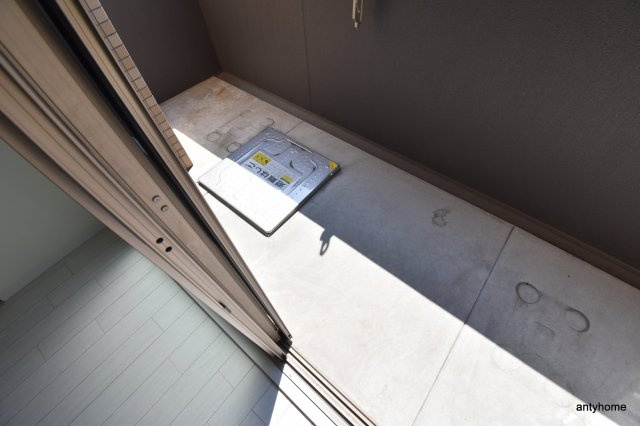 ハーヴェスト江坂 仲介手数料無料のバルコニー