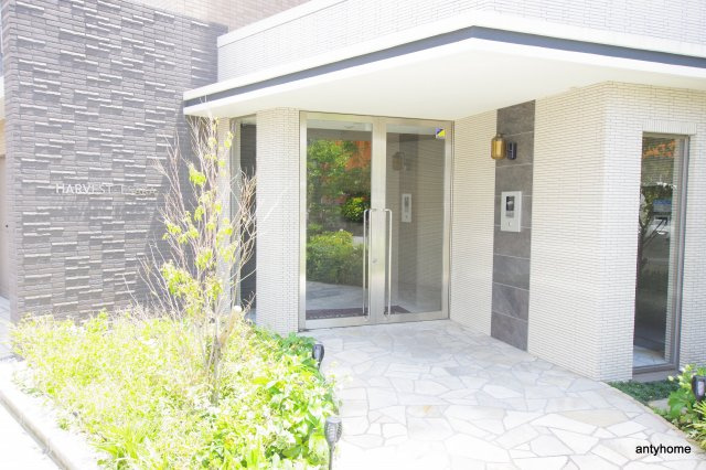 ハーヴェスト江坂 仲介手数料無料のエントランス