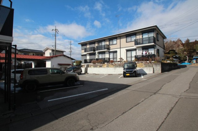 【駐車場】 | ラフォーレ・光B