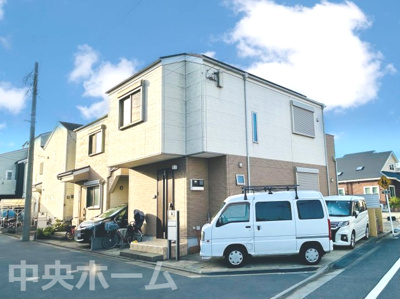 【外観】 | 葛飾区西水元3丁目中古住宅 | 2014年9月築。太陽光発電システム設置済み。角地につきまして日当たり・通風良好です。