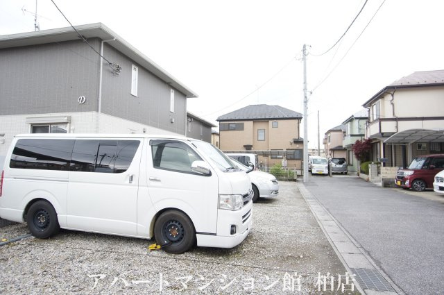 カームベリーＣの駐車場