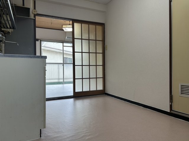 南浦和寿コーポのダイニング