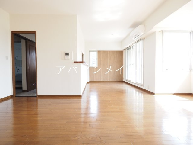 【居間・リビング】 | ハイツ東戸塚ⅡB号棟 | 戸塚周辺ならアパマンメイトへＬｅｔｓ Ｇｏ ！