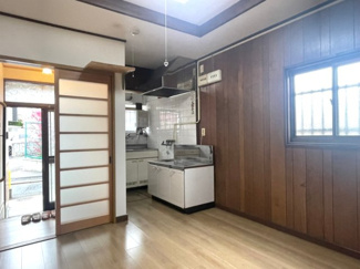 【居間・リビング】 | 右京区山ノ内宮脇町