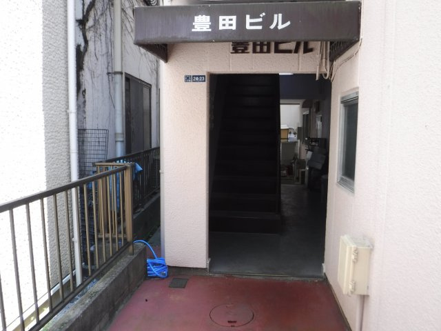豊田ビルのロビー