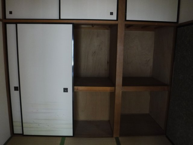 豊田ビルの収納
