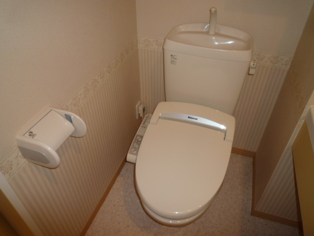 アランフェス羽島のトイレ|シャワー付きトイレ