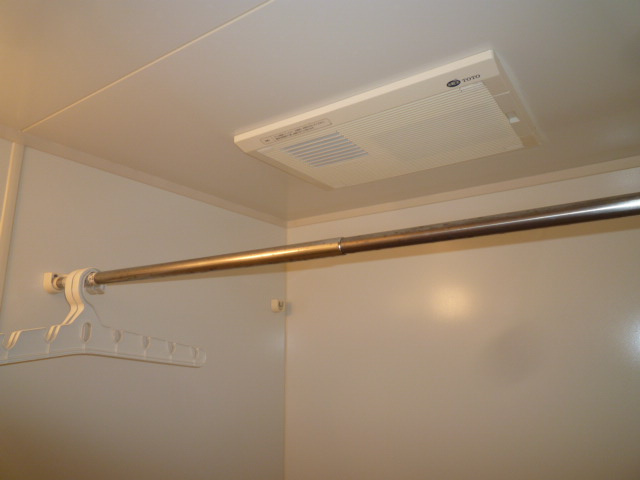 アランフェス羽島の浴室|浴室乾燥機