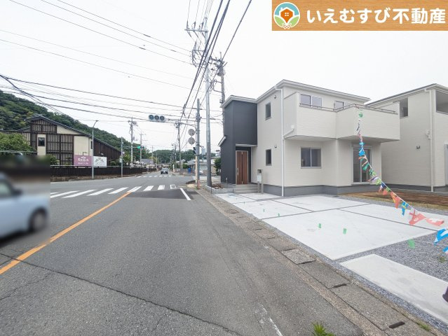 Livele Garden.S　小川町小川第6の前面道路含む現地写真|充分な広さの前面道路
間口が広くお車の出し入れも問題なく行えるスペースが確保されています♪