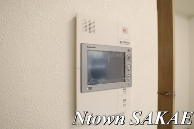 【セキュリティ】 | プレサンス太閤通ファシール | モニター付きインターホンです