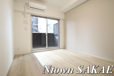 【居間・リビング】 | プレサンス太閤通ファシール | こちらのリビングで趣味の時間をお楽しみください