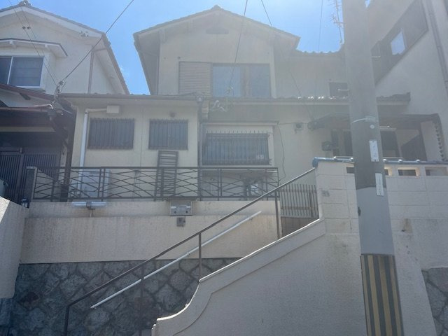 徒歩圏内に２沿線利用可●即入居可能●高台につき陽当たり＆眺望良好●６ＳＤＫ+南庭●伏見区深草願成町の外観|外観