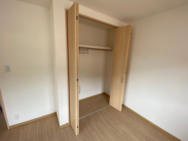 樹々たかおかF棟の収納