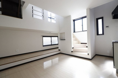 【居間・リビング】 | ポラリス今川 | 別号室の写真になります。現況優先。