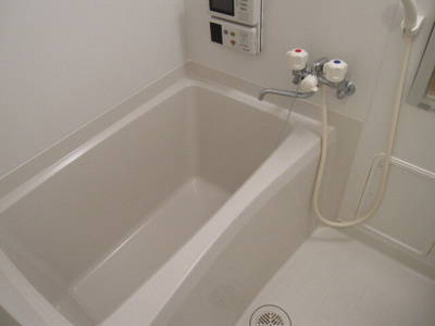 【浴室】 | ペイサージュ別府南 | 別号室の写真になります。現況優先。