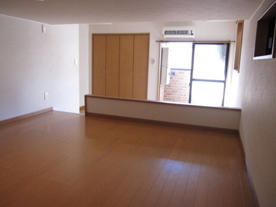 【バルコニー】 | ペイサージュ別府南 | 別号室の写真になります。現況優先。
