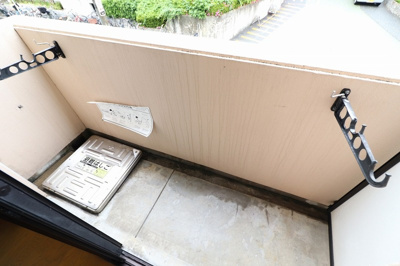 【バルコニー】 | ガーデンパレス⻄新 | 別号室の写真になります。現況優先。
