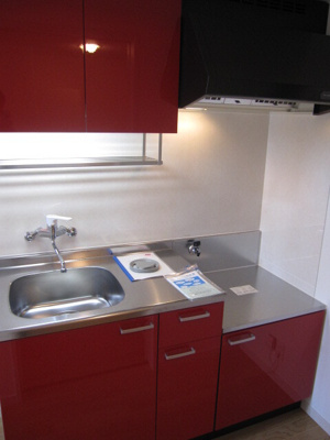 【キッチン】 | アットイーズ香椎 | 別号室の写真になります。現況優先。