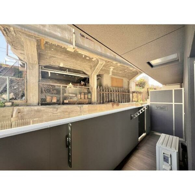 【バルコニー】 | グランエクラドーム前 | 暖かな日差しのふりそそぐバルコニー