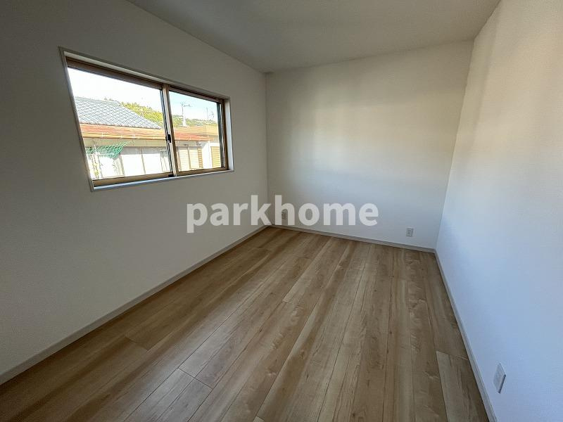 吾川郡いの町枝川　新築戸建ての洋室