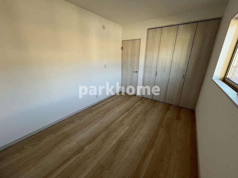 吾川郡いの町枝川　新築戸建ての洋室