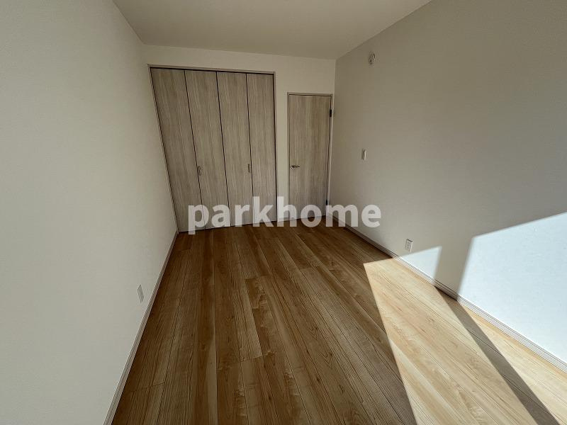 吾川郡いの町枝川　新築戸建ての洋室