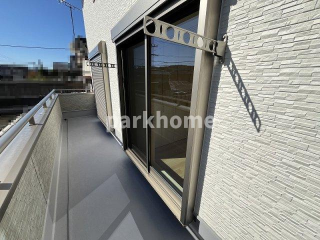 吾川郡いの町枝川　新築戸建てのバルコニー