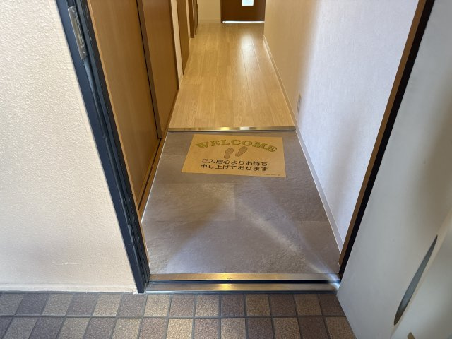 キャッスルコート東雲の玄関