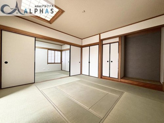 【和室】 | 神戸市西区樫野台三丁目　一戸建て | 客間やお子様との遊び場としても使える和室スペースあり♪