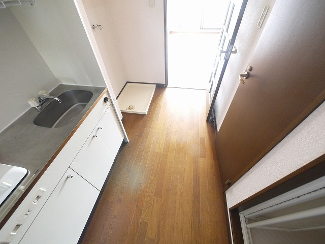 南新町ビルのキッチン|きれいなキッチンです