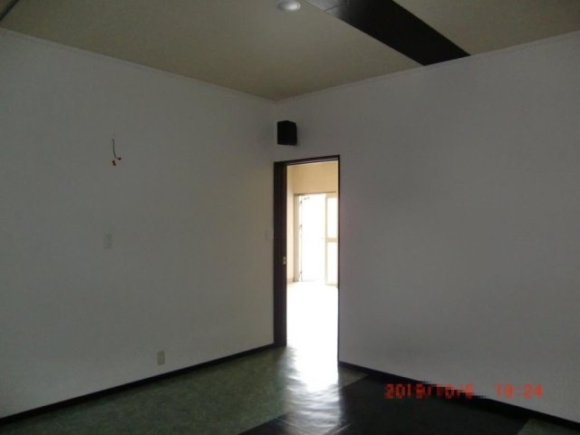 五番町貸店舗事務所の内装