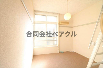 【居間・リビング】 | レオパレスプリオール東山