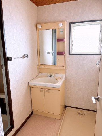 旭マンションの洗面所