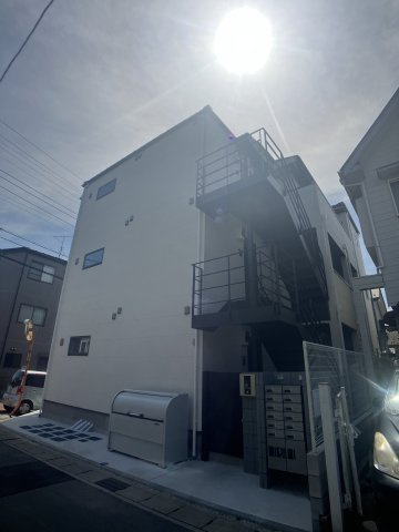 MELDIA秋山の外観